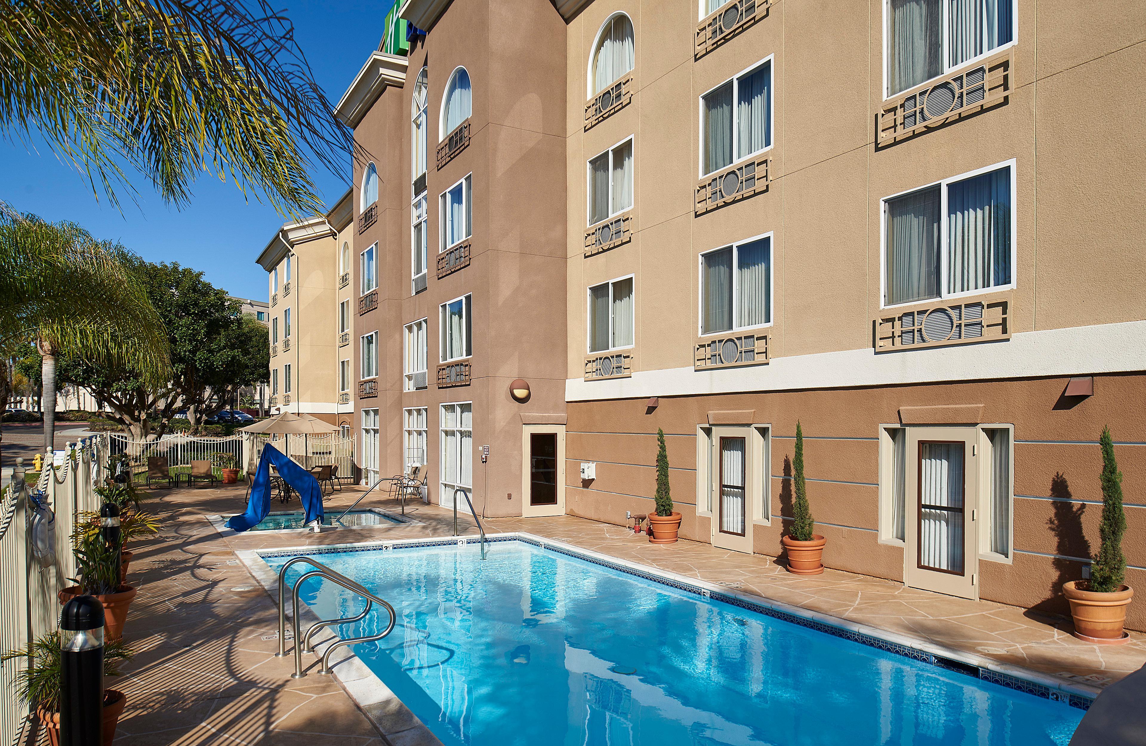 Holiday Inn Express San Diego - Sorrento Valley By Ihg Экстерьер фото